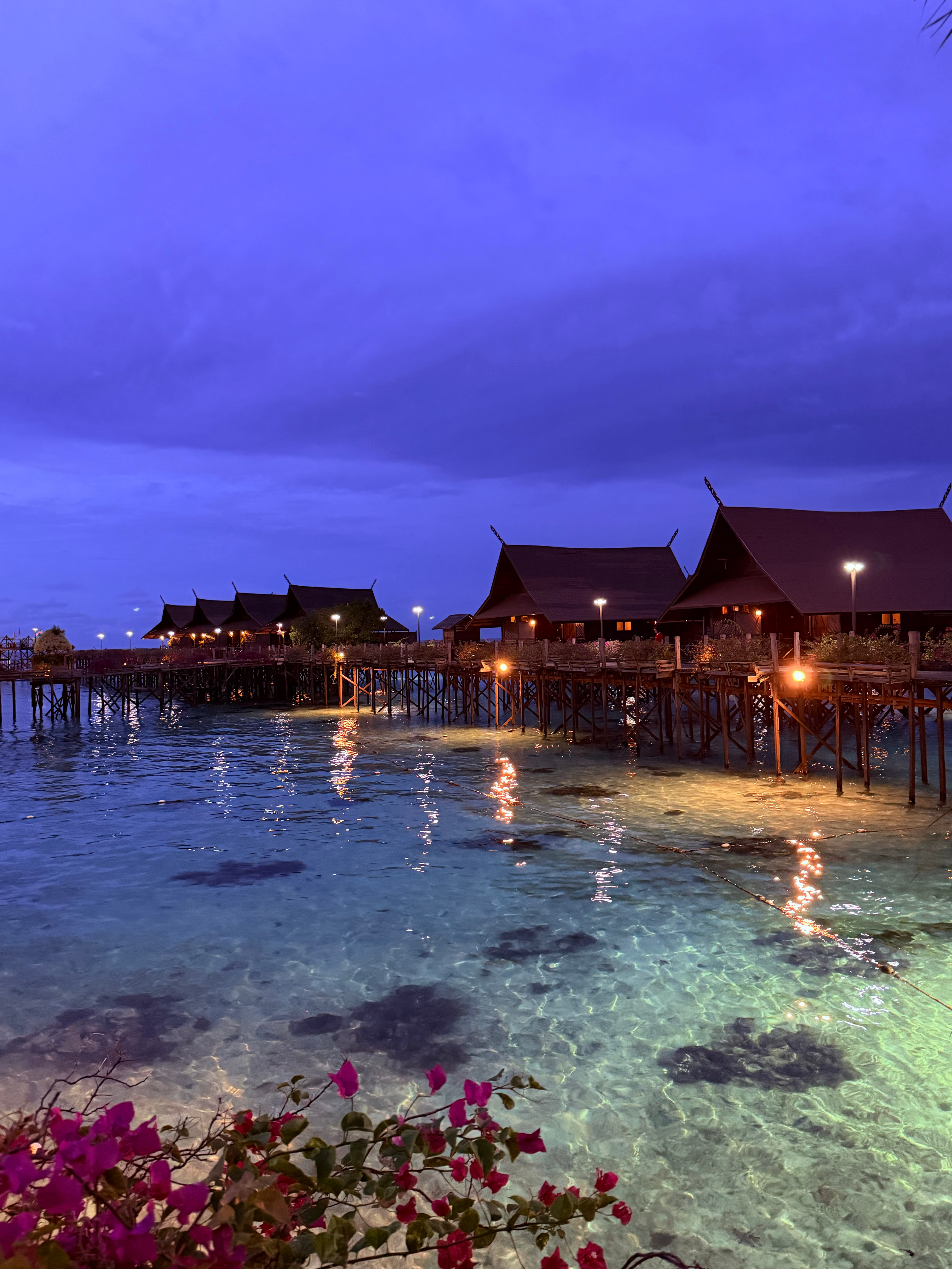 Kapalai卡帕莱水屋的夜                          