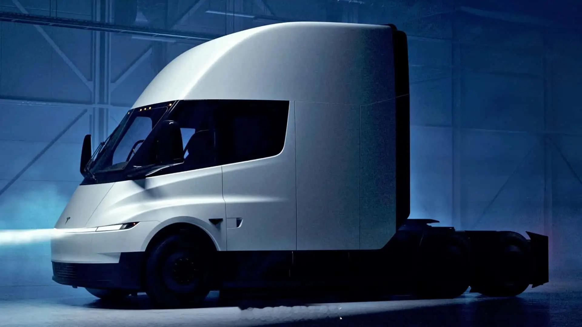 Tesla Semi终于在2026年4月29日正式大规模量产，年产能5万辆，32