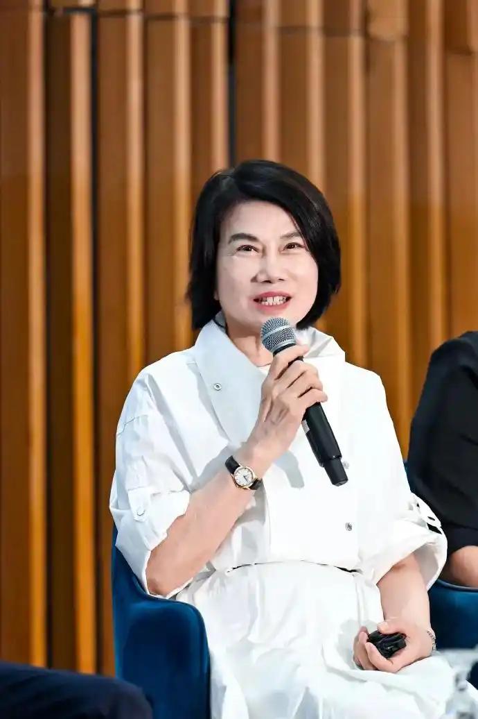 据红星新闻，广东珠海市格力技工学校迎来“开学第一课”。珠海市格力技工学校校长、格