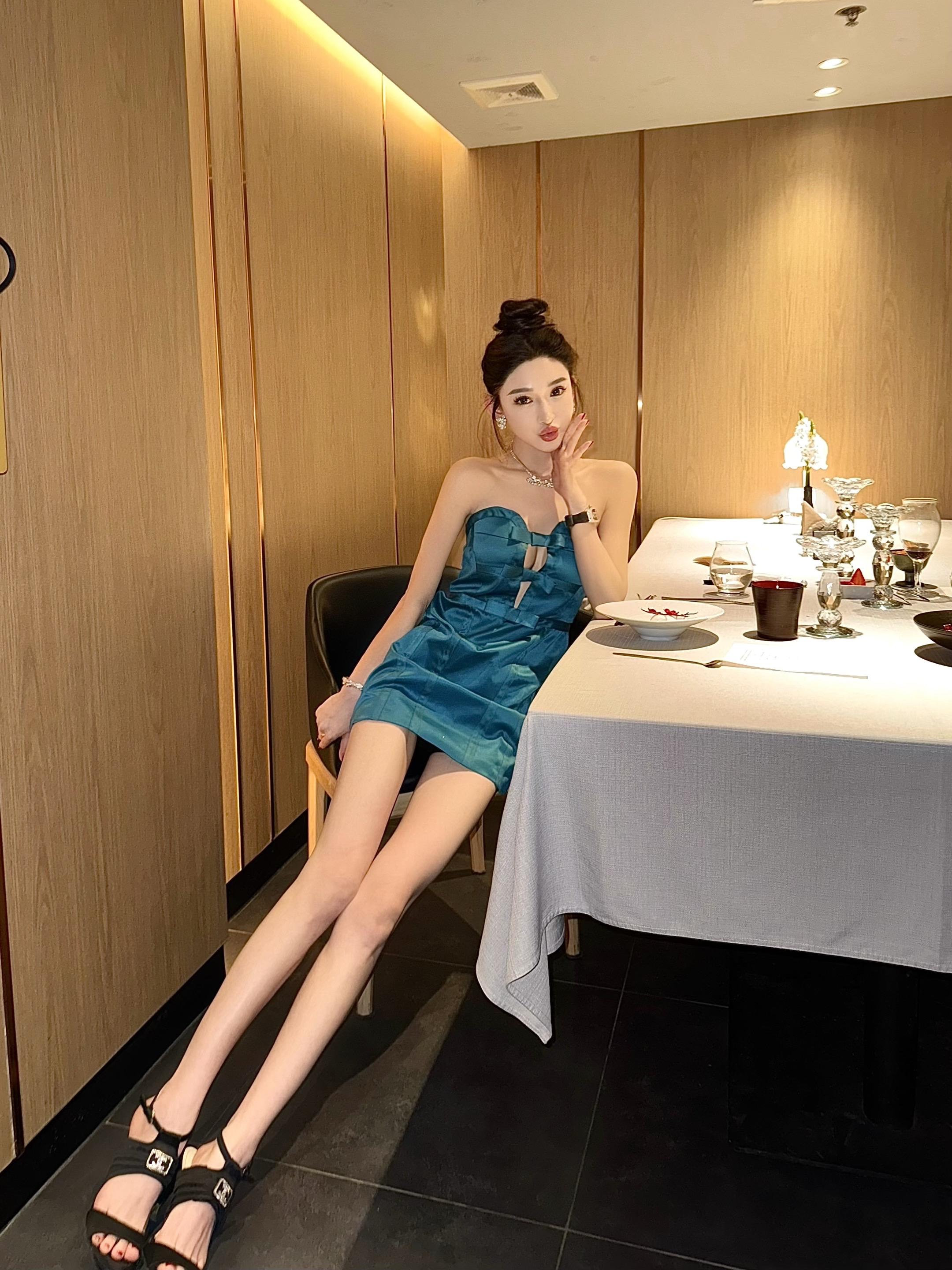 大师 七情六欲只剩食欲了