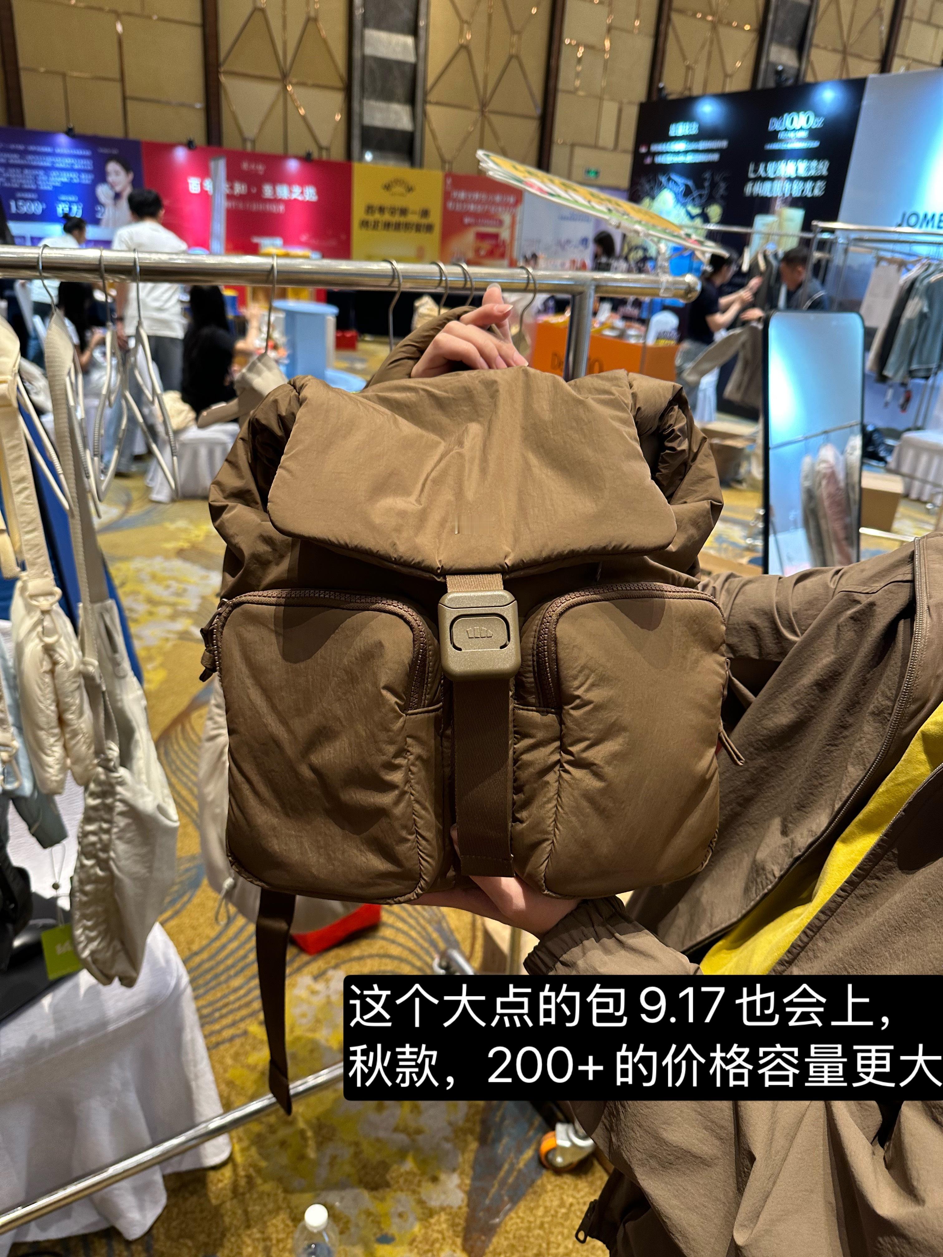 still服装类，24号10:00一定要来买59元两件的拓路者，给老公衣橱添好物
