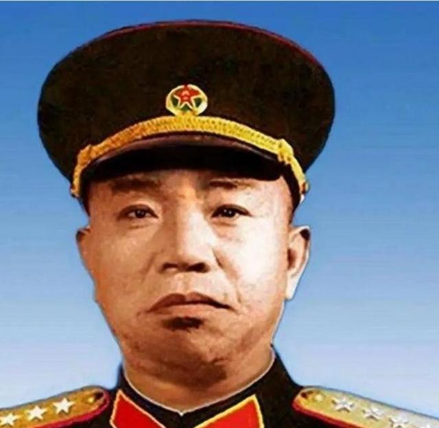 1968年，大将王树声在食堂排队打饭，一个年轻干部一下打了5 份饭菜，这事儿表面