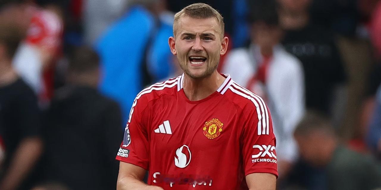 本赛季德里赫特最大的进步，在于适应了英超的比赛节奏和阅读比赛能力的大幅提高。
