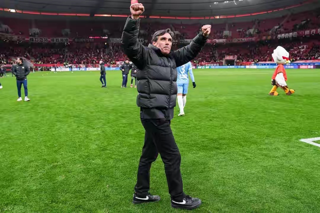 河南队主帅拉莫斯上任后打破至少七项球队“魔咒”，这位葡萄牙教练带领中原铁军实现多