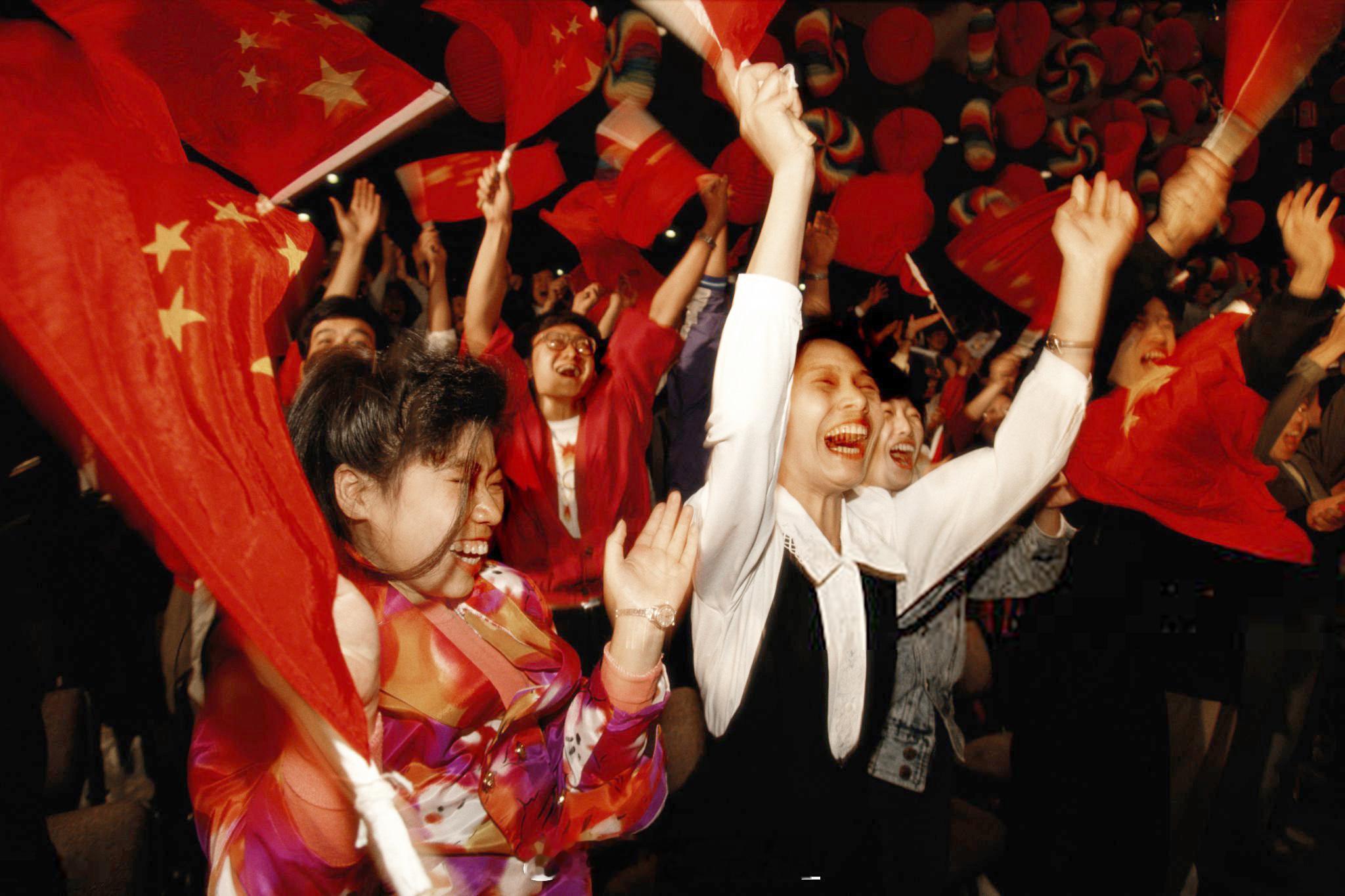 1993 北京中国第一次申奥前三轮投票北京票数一直领先悉尼以为胜券在握的民族开始