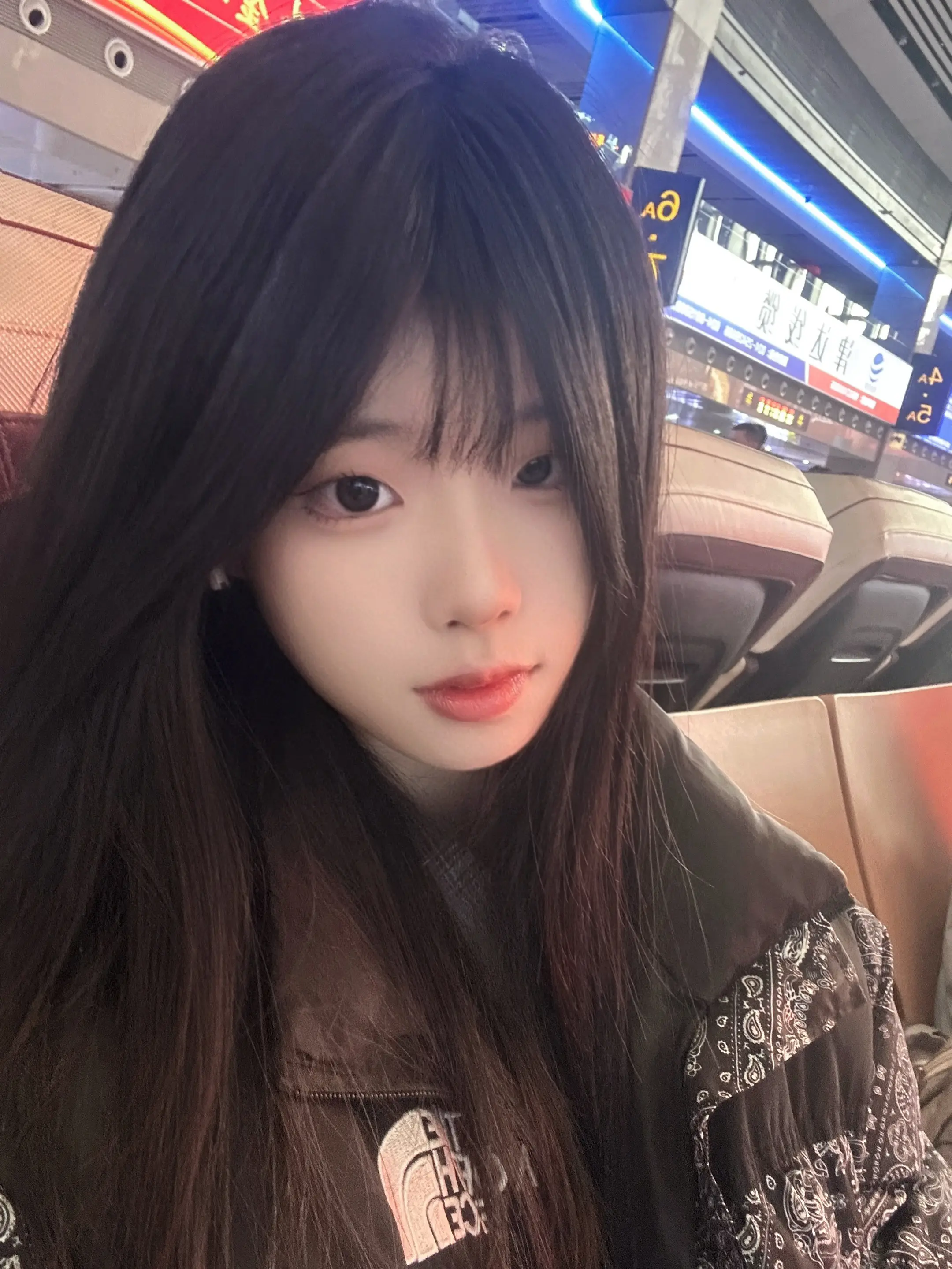 我发誓我要变成很幸福的人 让难过变成很困难的事情