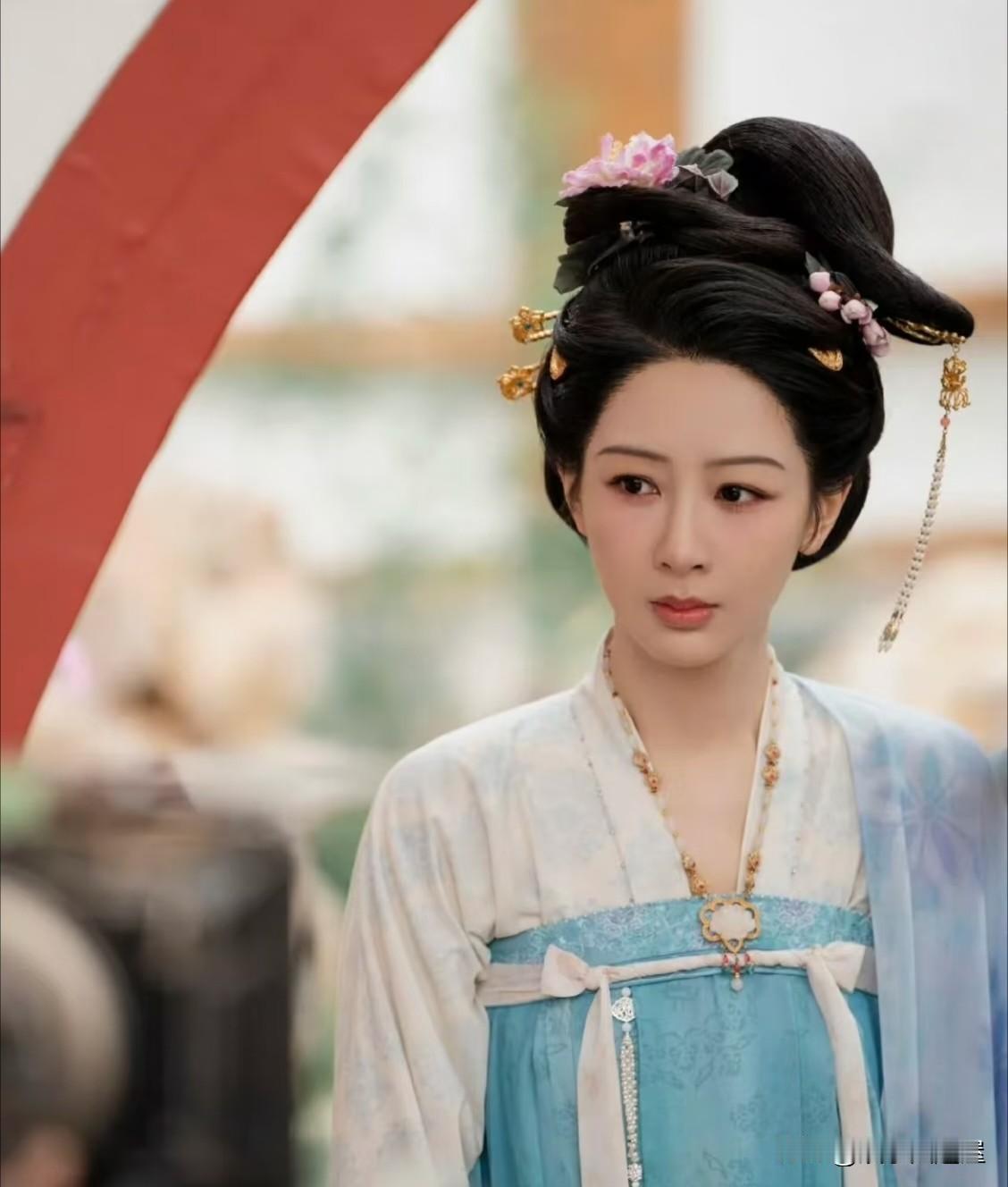 时间自有衡量，演技步步高涨，期待杨紫，越来越多的好作品！杨紫 杨紫美照 杨紫古装