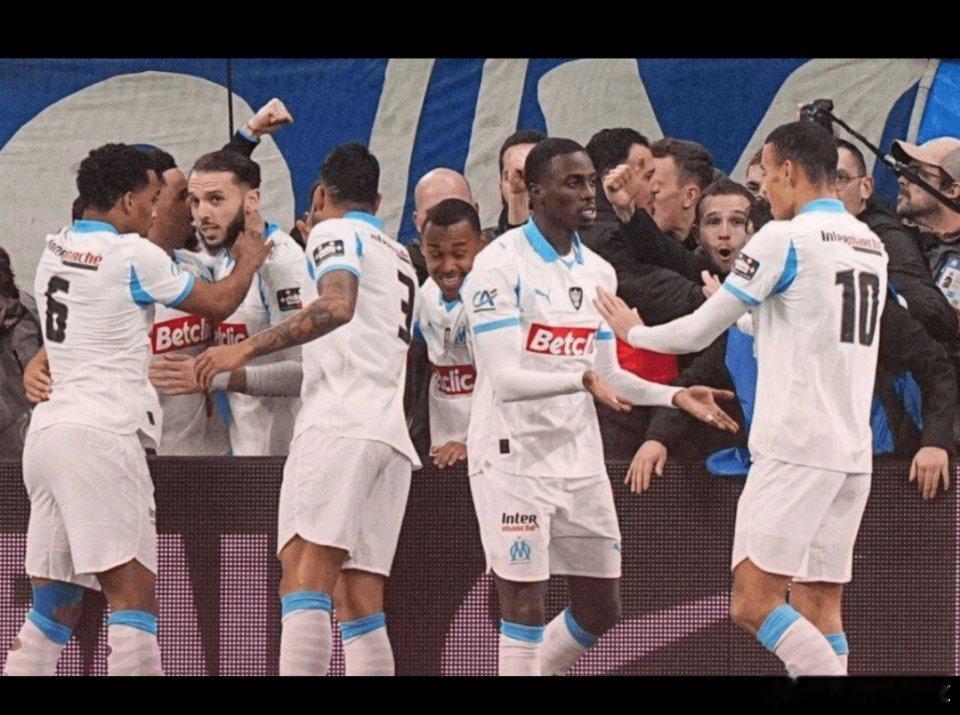 马赛2月14日讯 北京时间2月15日0时，25/26赛季法甲联赛第22轮，马赛坐