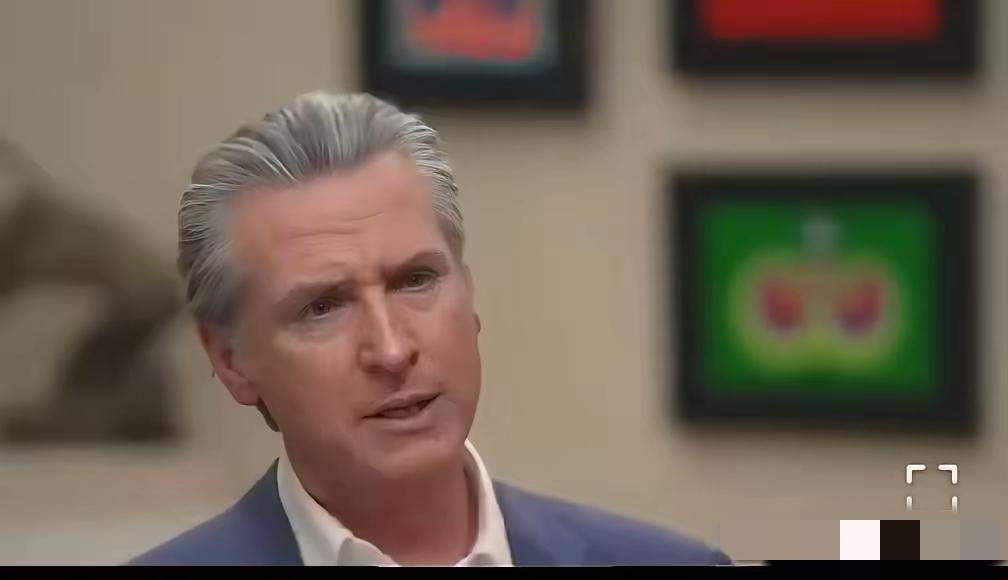 加利福尼亚州州长纽森称特朗普和财长贝森特“一个蠢，一个更蠢”
​​“特朗普和贝塞