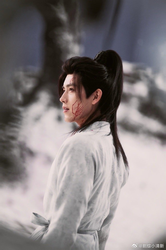 陈飞宇没少看迪丽热巴二创 被陈飞宇圈粉了！追剧团现场爆料看了超多二创，还精准总结