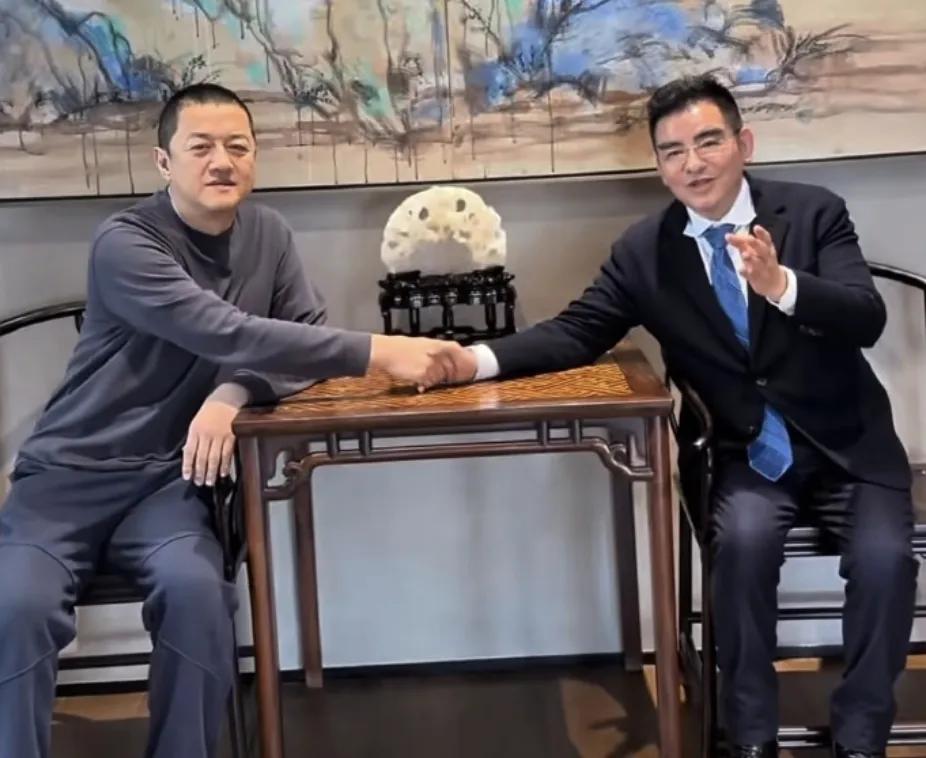 这几天看到一位上海农民工兄弟写的信，心里挺不是滋味的，又挺暖和的。

这位兄弟网