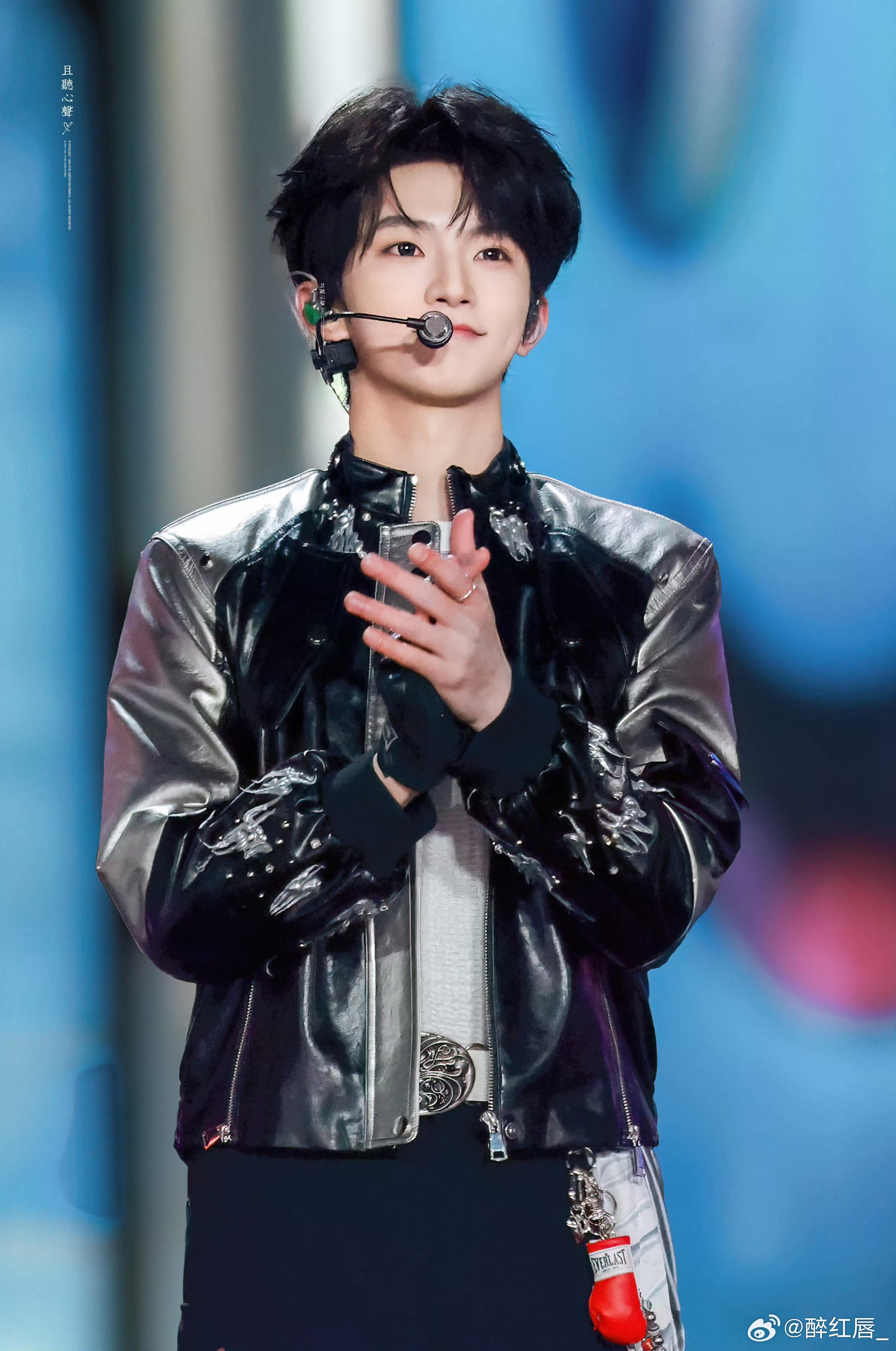 帮穆祉丞要到了他偶像的签名 ❤️穆祉丞周五晚高疯接穆祉丞的追星运啊，粉丝也想要他