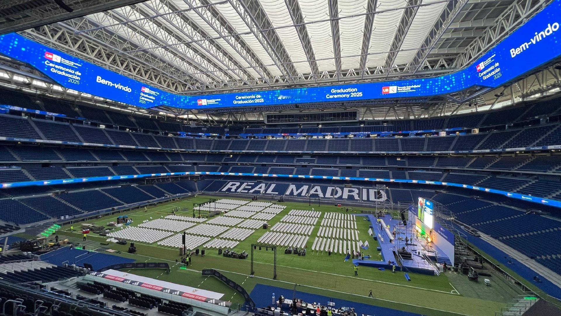 🎬伯纳乌为新活动做准备。halamadrid ​​​