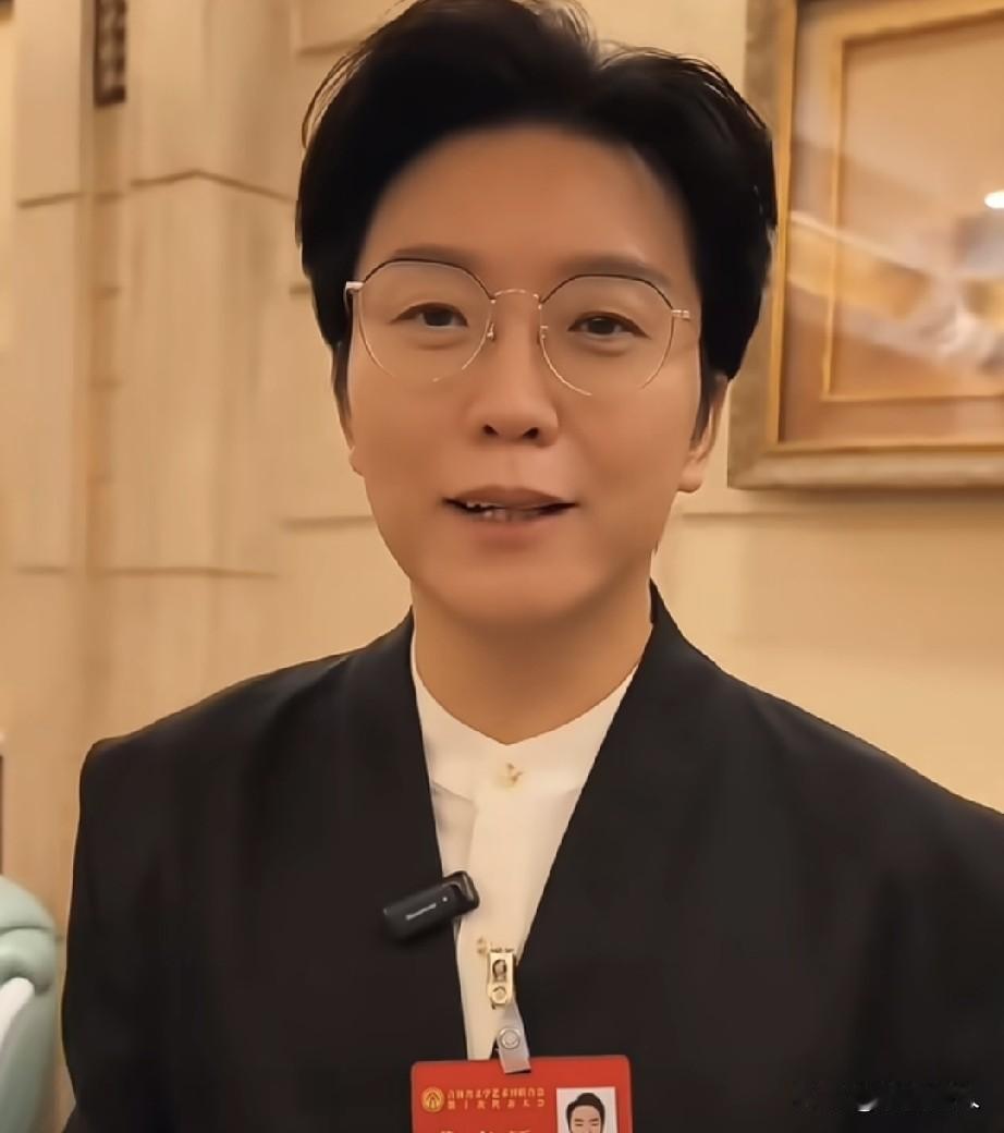 李玉刚又有了一个新身份，第十届吉林省文联兼职副主席。消息是9月14日出来的，在吉