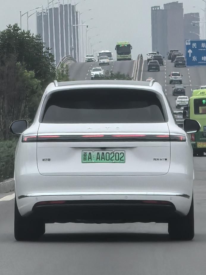 超级牛的车牌，也是靓号车牌！你喜欢吗？
