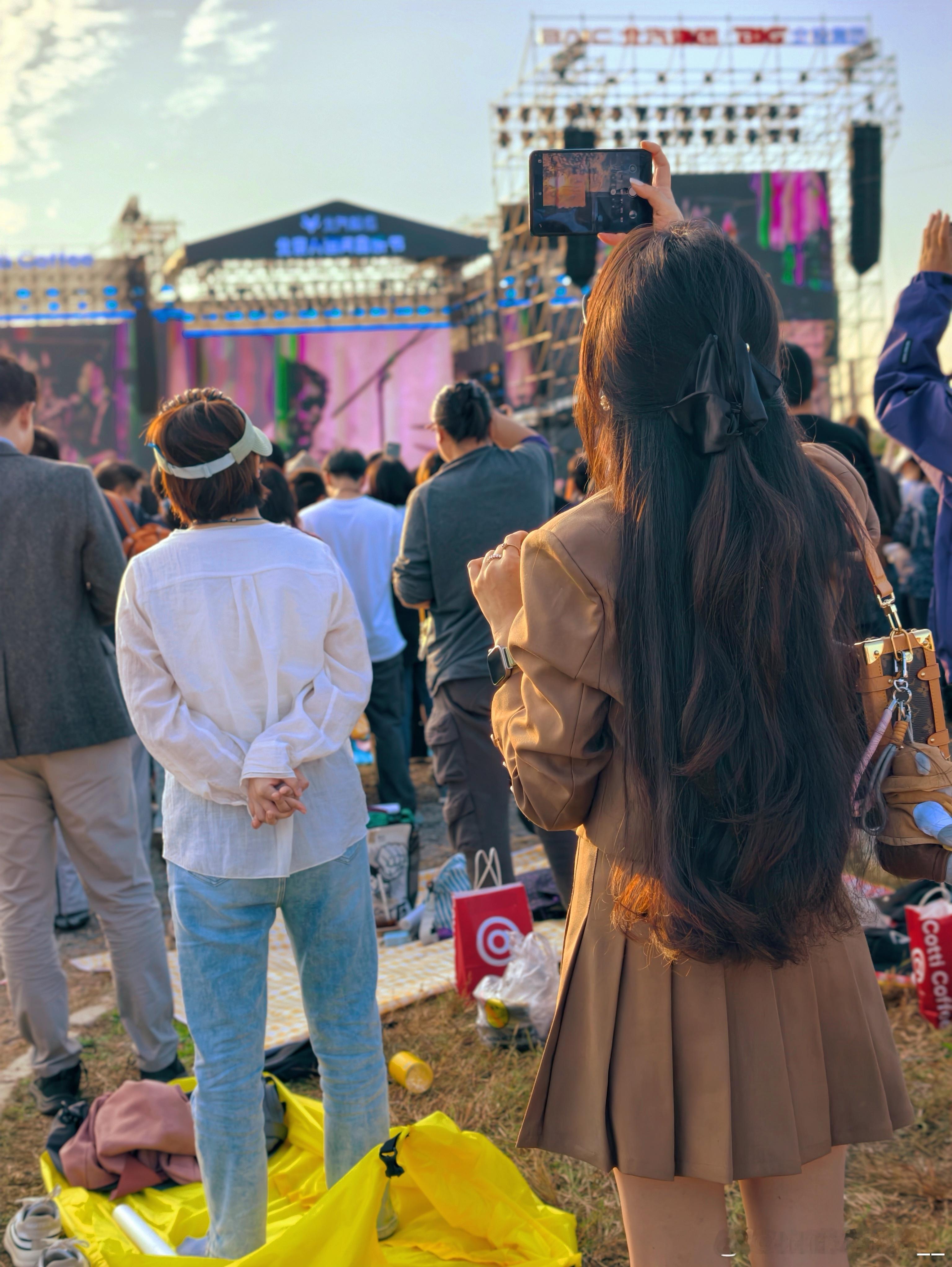 音乐和日落太配啦北汽极狐大运河音乐节  ​​​