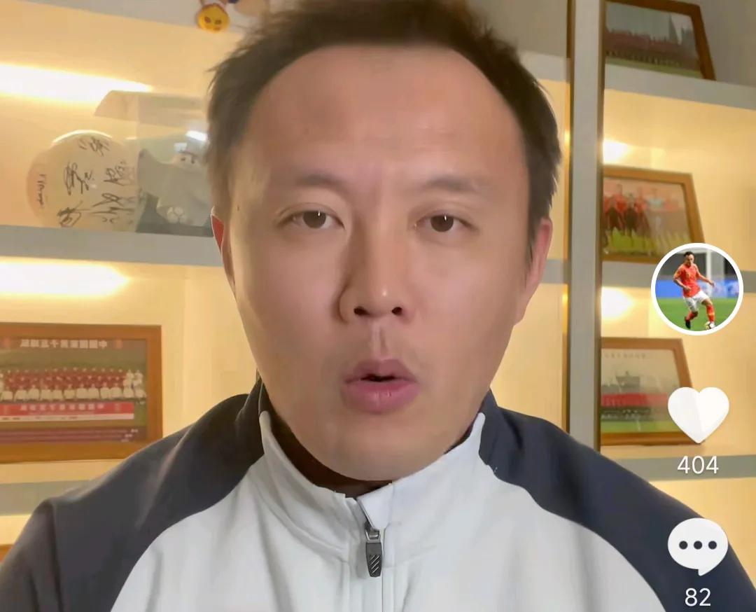 前国脚范晓冬表示，他并不是不尊重冈田武史，只不过他在冈田武史手下踢球并没有学到什