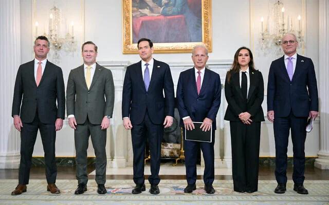 美国记者马克·斯通周四报道，以色列与黎巴嫩第三轮会谈将于下周在华盛顿举行，并将提