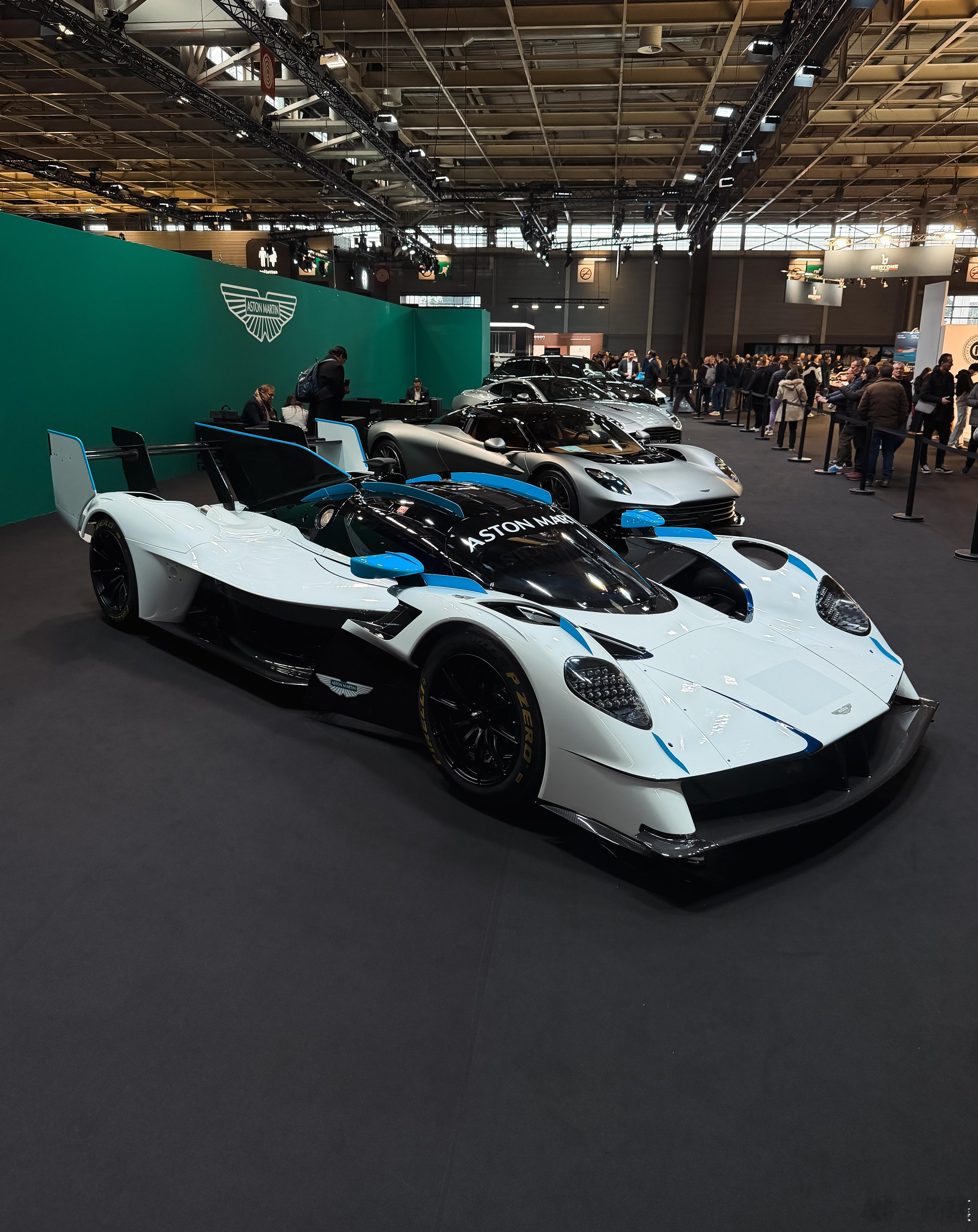 好喜欢Veyron的Hommage