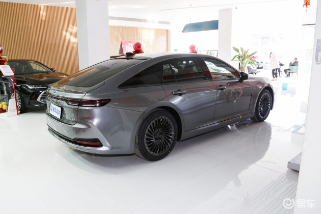 [小鲨帮选车]皇冠(进口)买哪款性价比最高