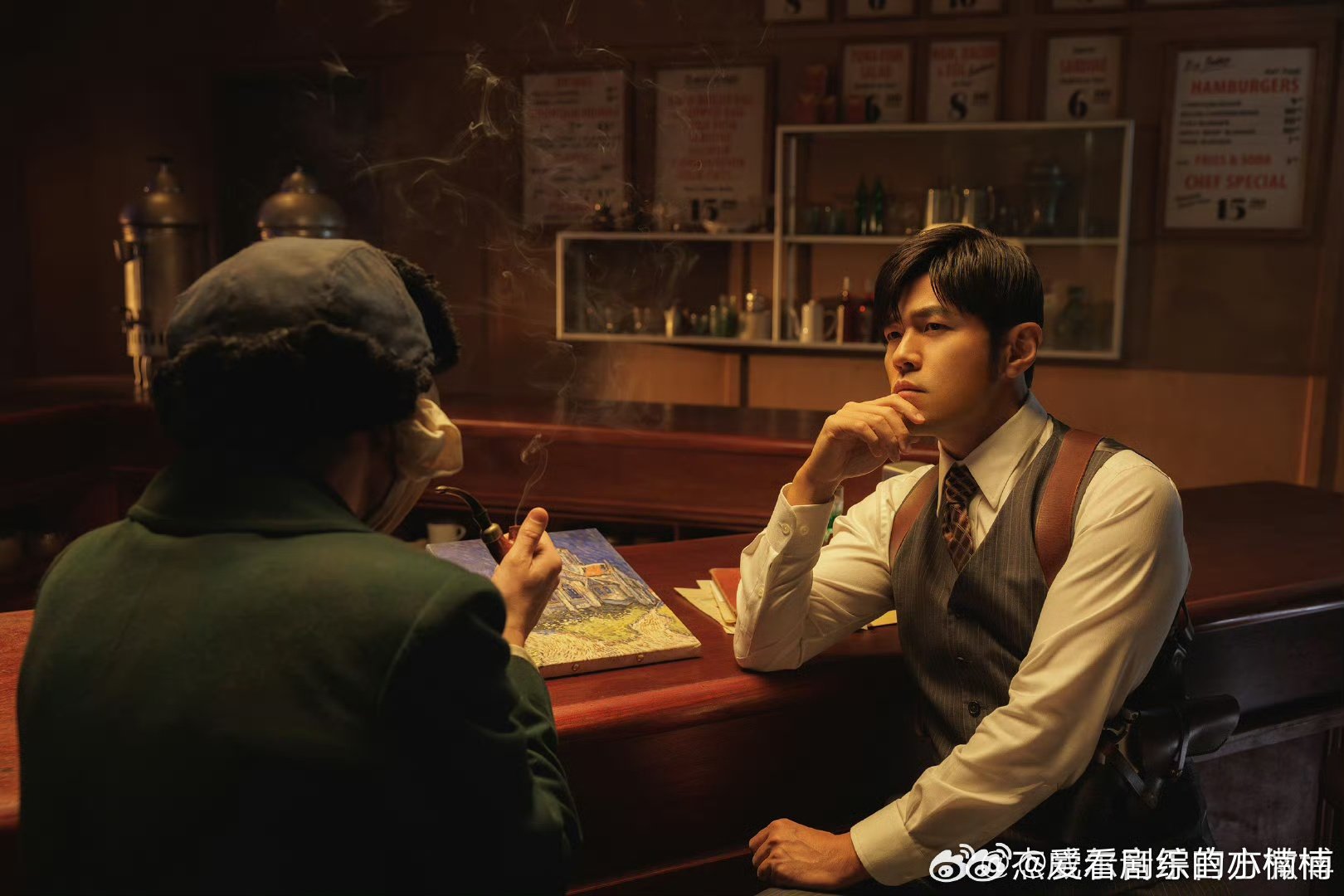 太阳之子MV弹幕挤爆了还得是周杰伦的排面终于等到周杰伦《太阳之子》MV，上线瞬间