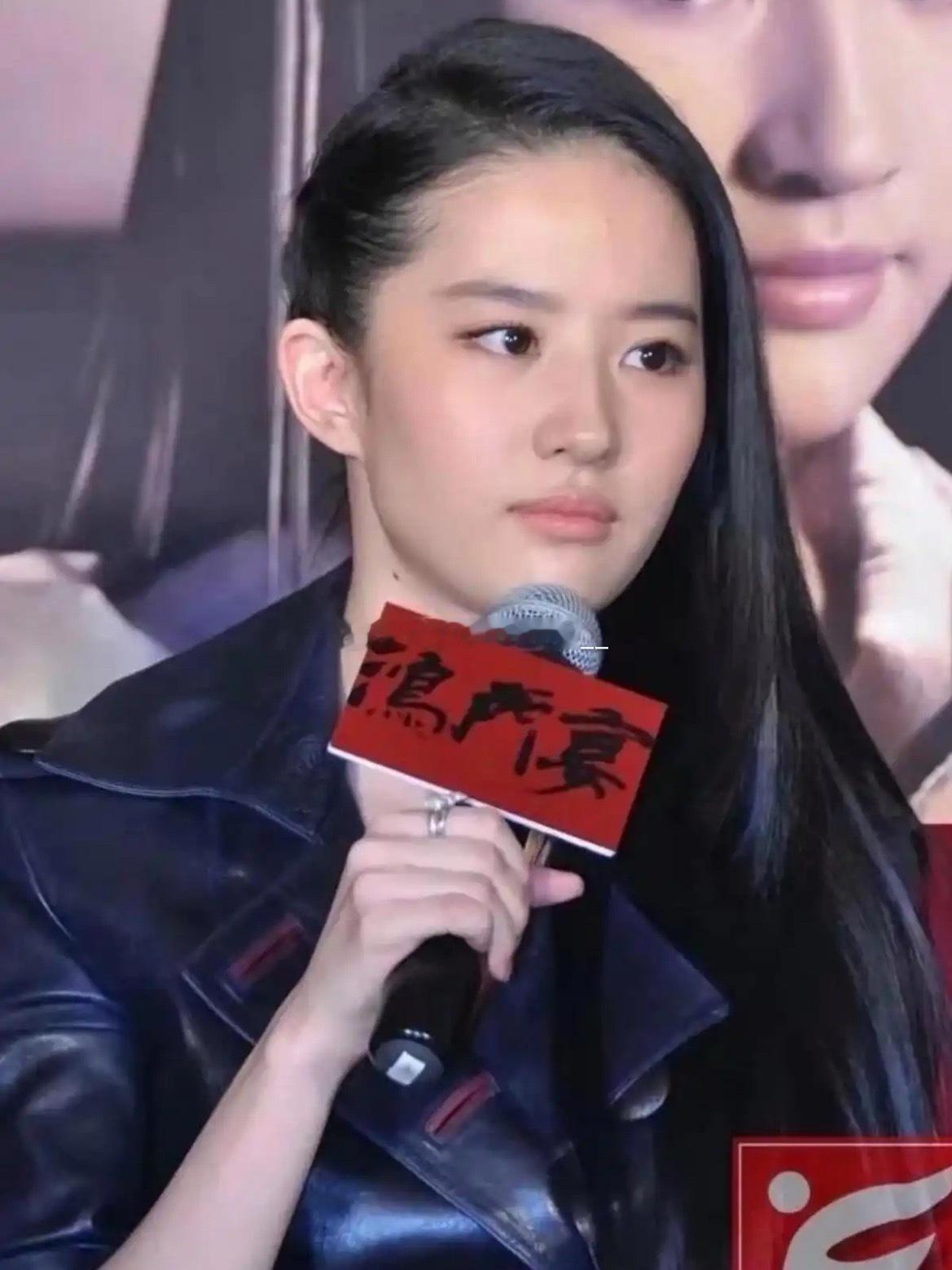 内娱能撑得住这种雷霆造型的女明星应该只有刘亦菲了吧 