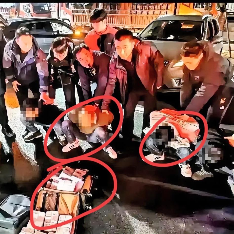 炸毛了！26年全国第一巨额抢劫案在江苏发生！
2026春节前夕江苏泰州海陵区发生