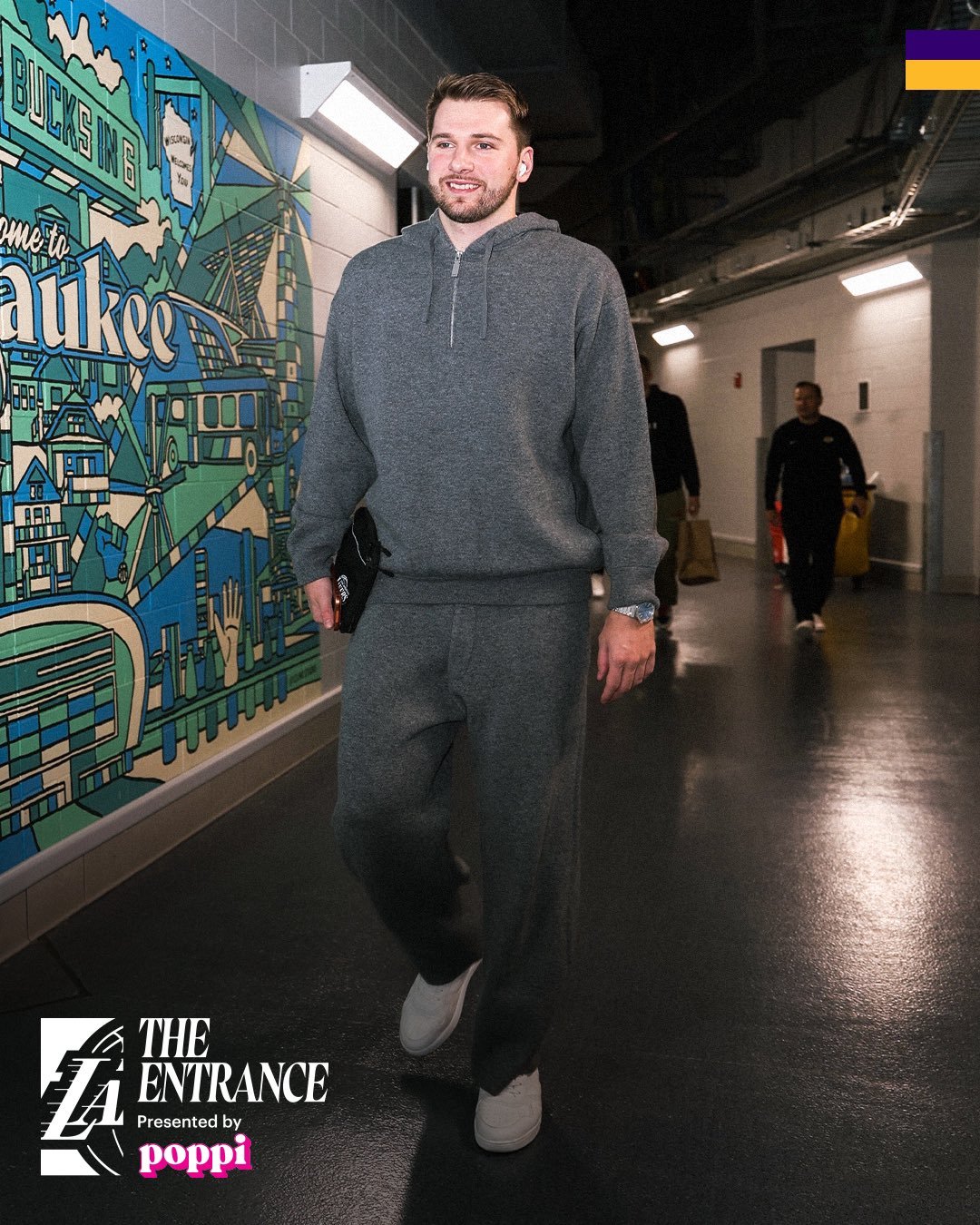 今天的套装舒服得像居家服