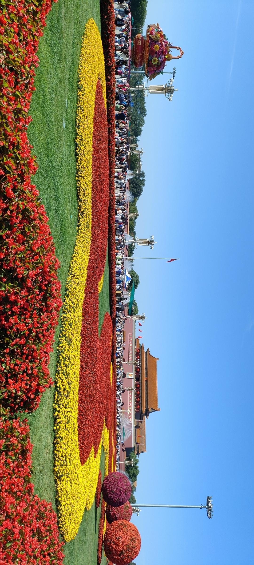 “惊艳的北京花海，打卡天安门广场的美丽瞬间！”🌸📸