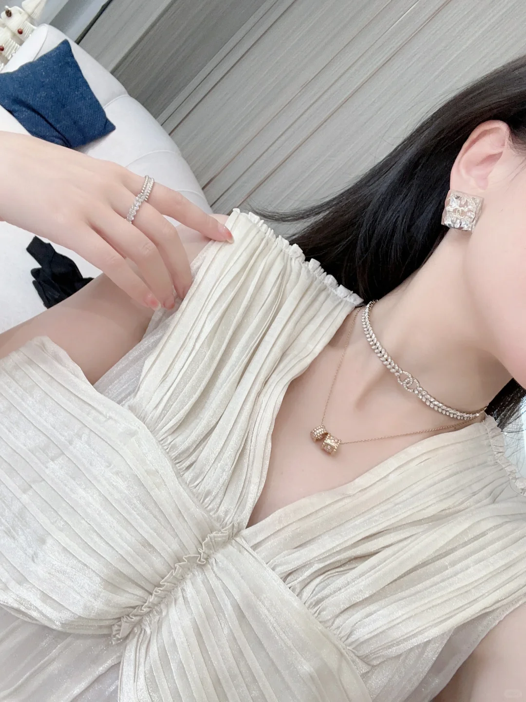 记录美好细节 | 好看衣服当然要有好看配饰