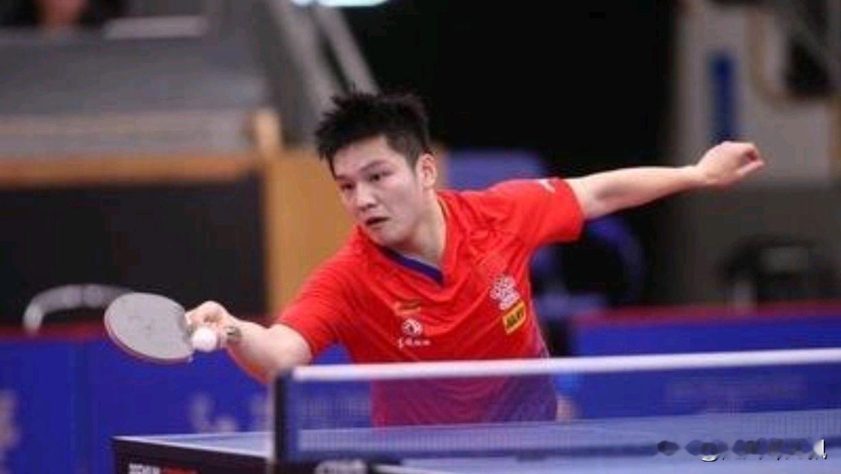 国际东又上线了。

打完德甲主场收官战后，樊振东除去班味，与波尔大叔开启了一段说