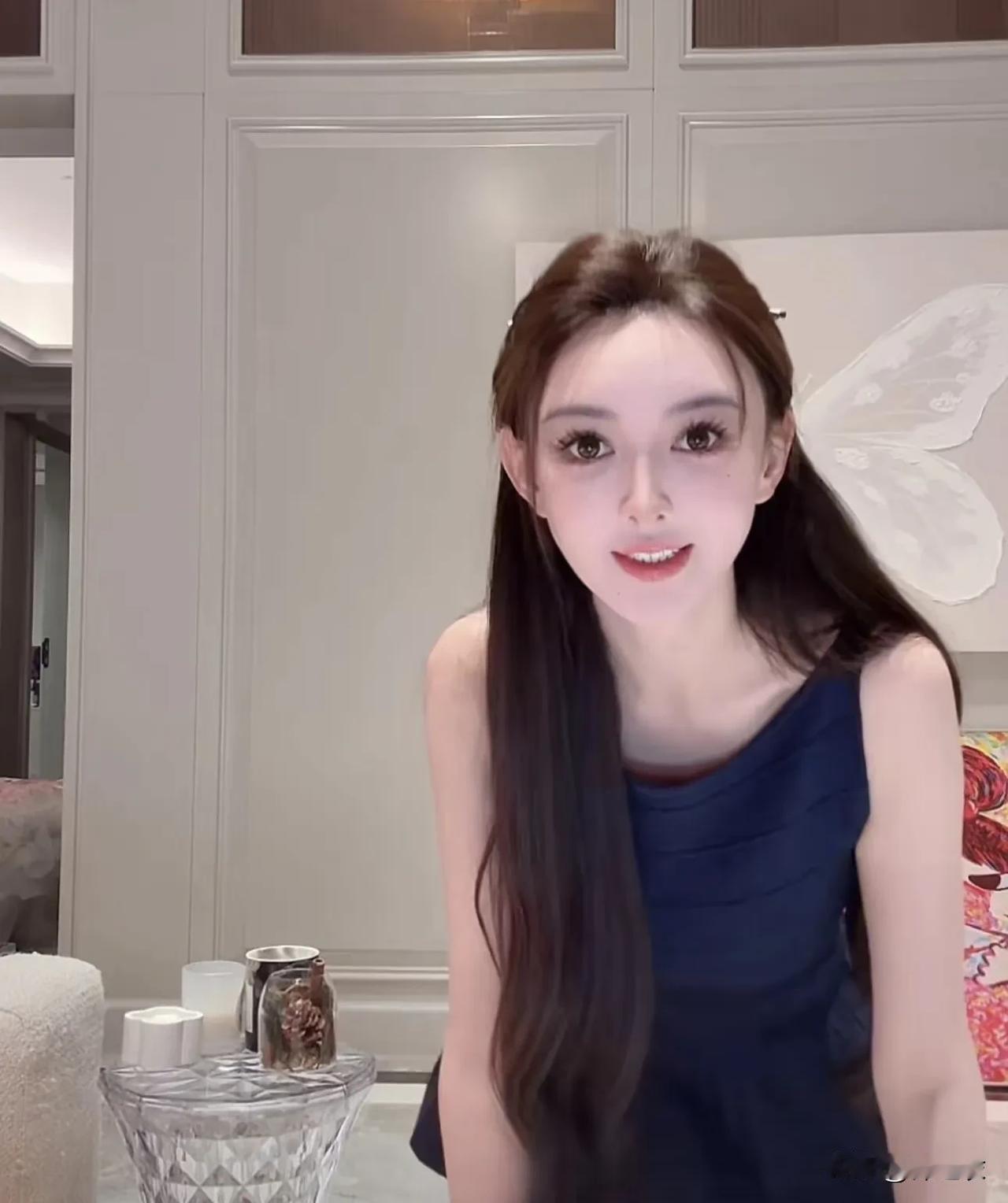 叶柯复出后怎么变得这么美了，其实想要像叶柯这么的好看，可以学学人家，首先她节食。