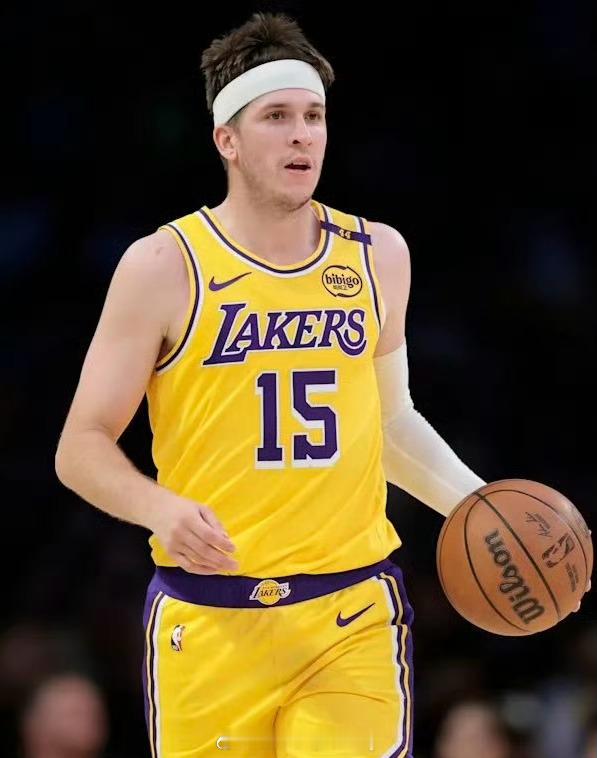 介绍一下，以下分别是湖人的大当家、二当家和三当家[doge]里夫斯绝杀森林狼森林