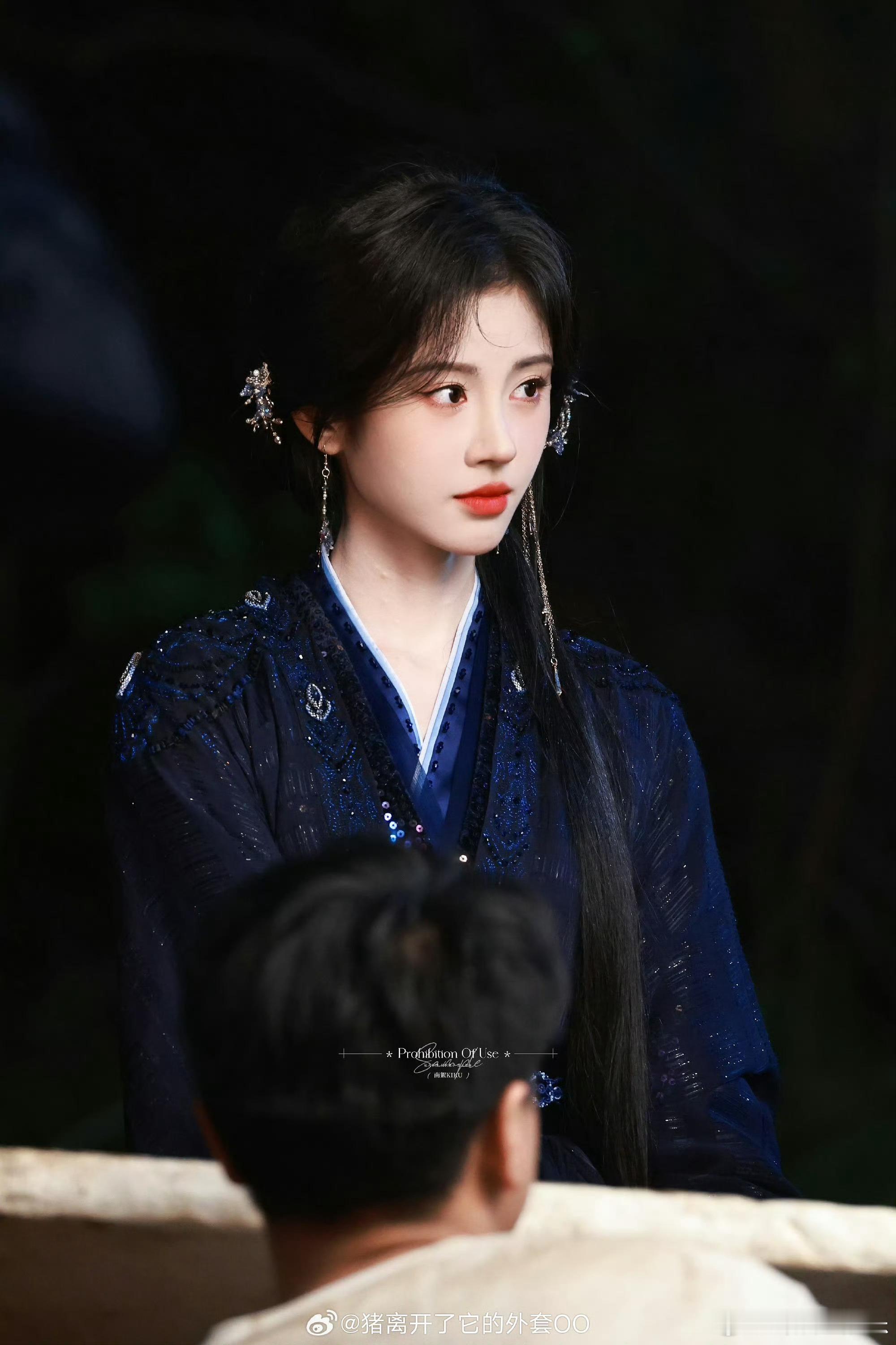 郭敬明说月鳞绮纪快来了郭敬明亲口承认《月鳞绮纪》要来了啊啊啊，开心郭敬明说鞠婧祎