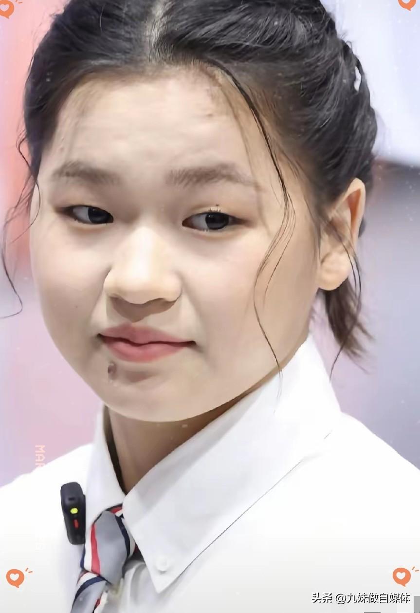 果然姜还是老的辣！
我随口问我妈，全红婵都长胖了，她这状态，是不是不跳水了？
我