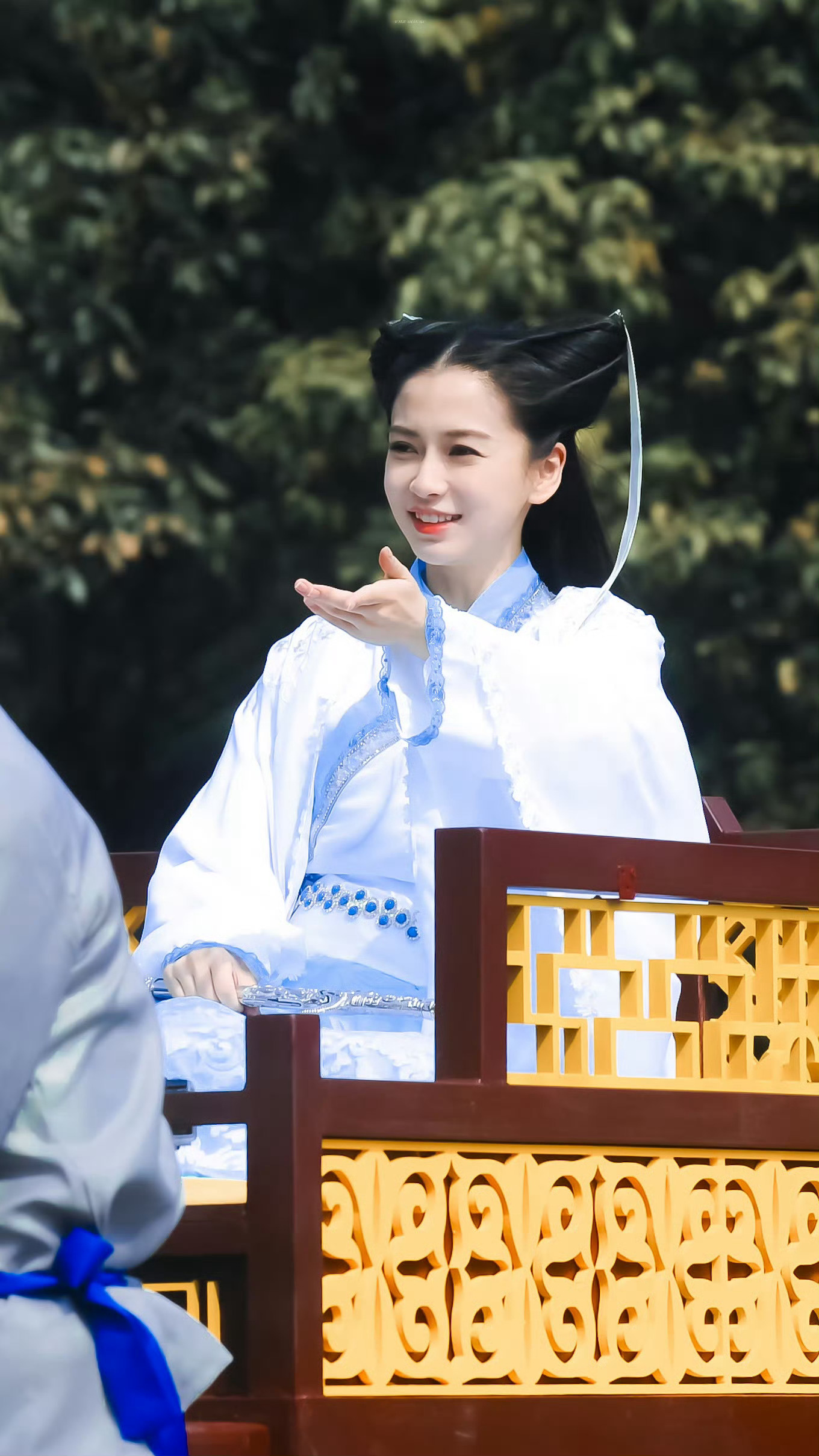 angelababy angelababy “星星会暗，太阳会落，但你会永远闪闪