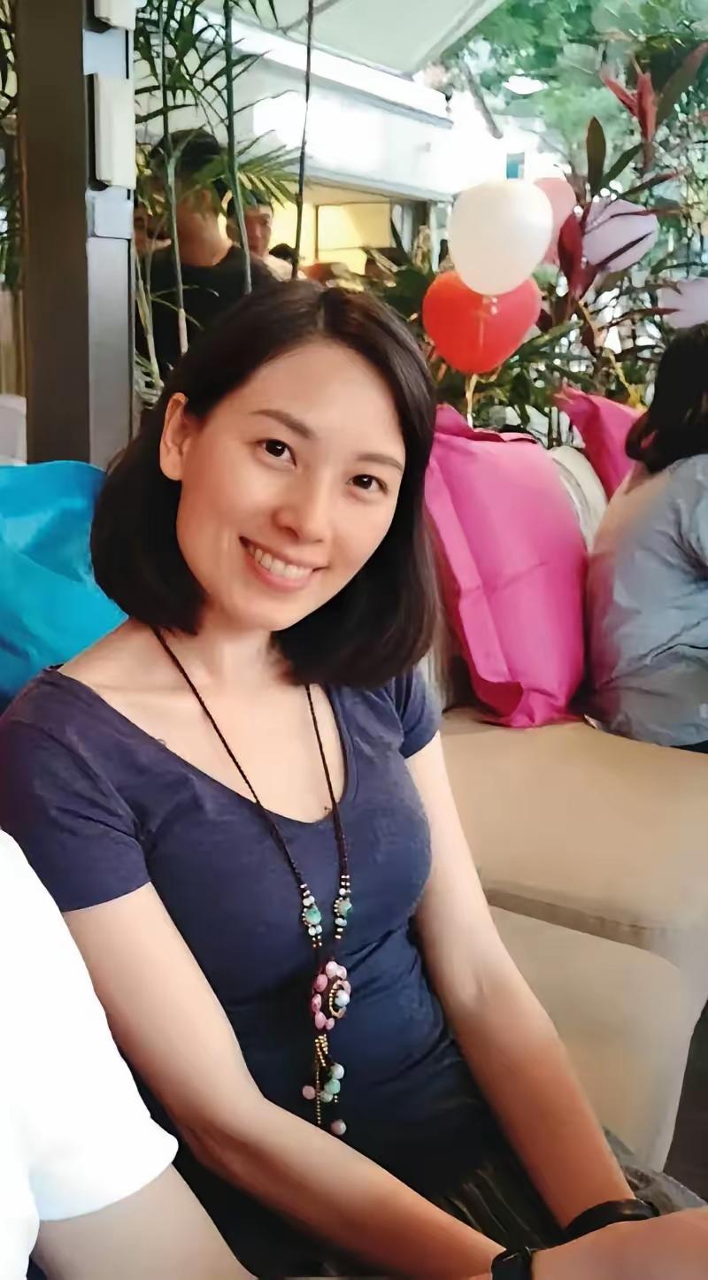 很遗憾，又有一位陆配宣扬武统被取消在台湾的居留资格，两岸又多了一组被民进党硬生生