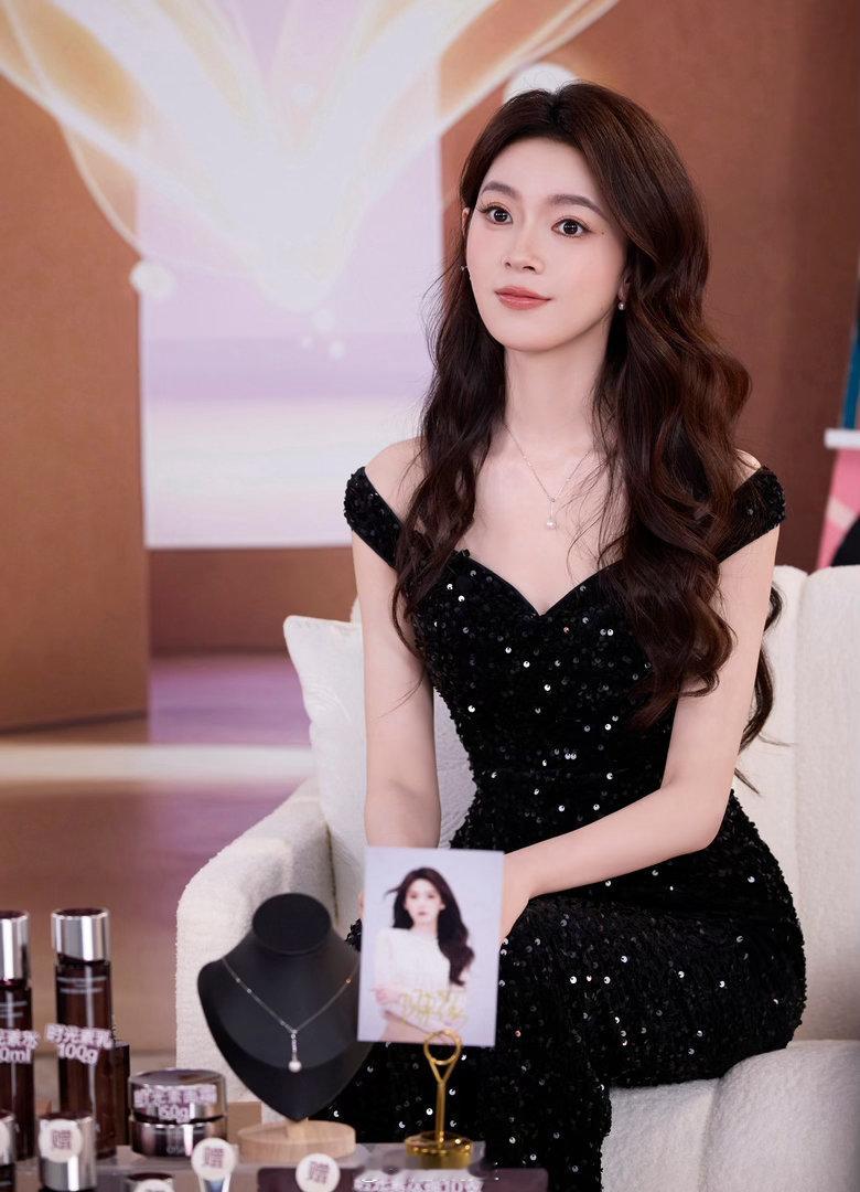 陈瑶 