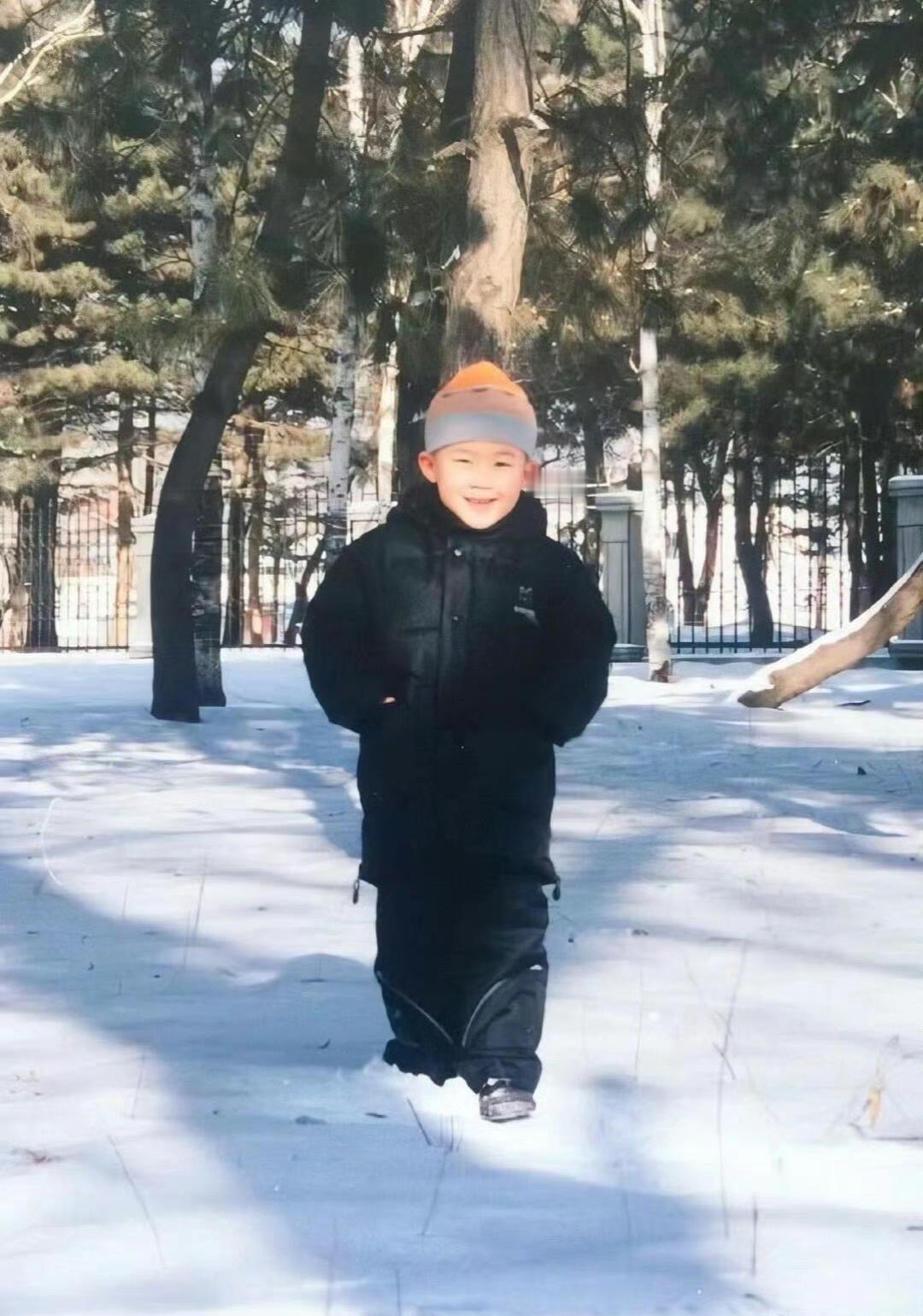 王小头“钦其所有，万事胜意。”期待～[awsl] ​​​