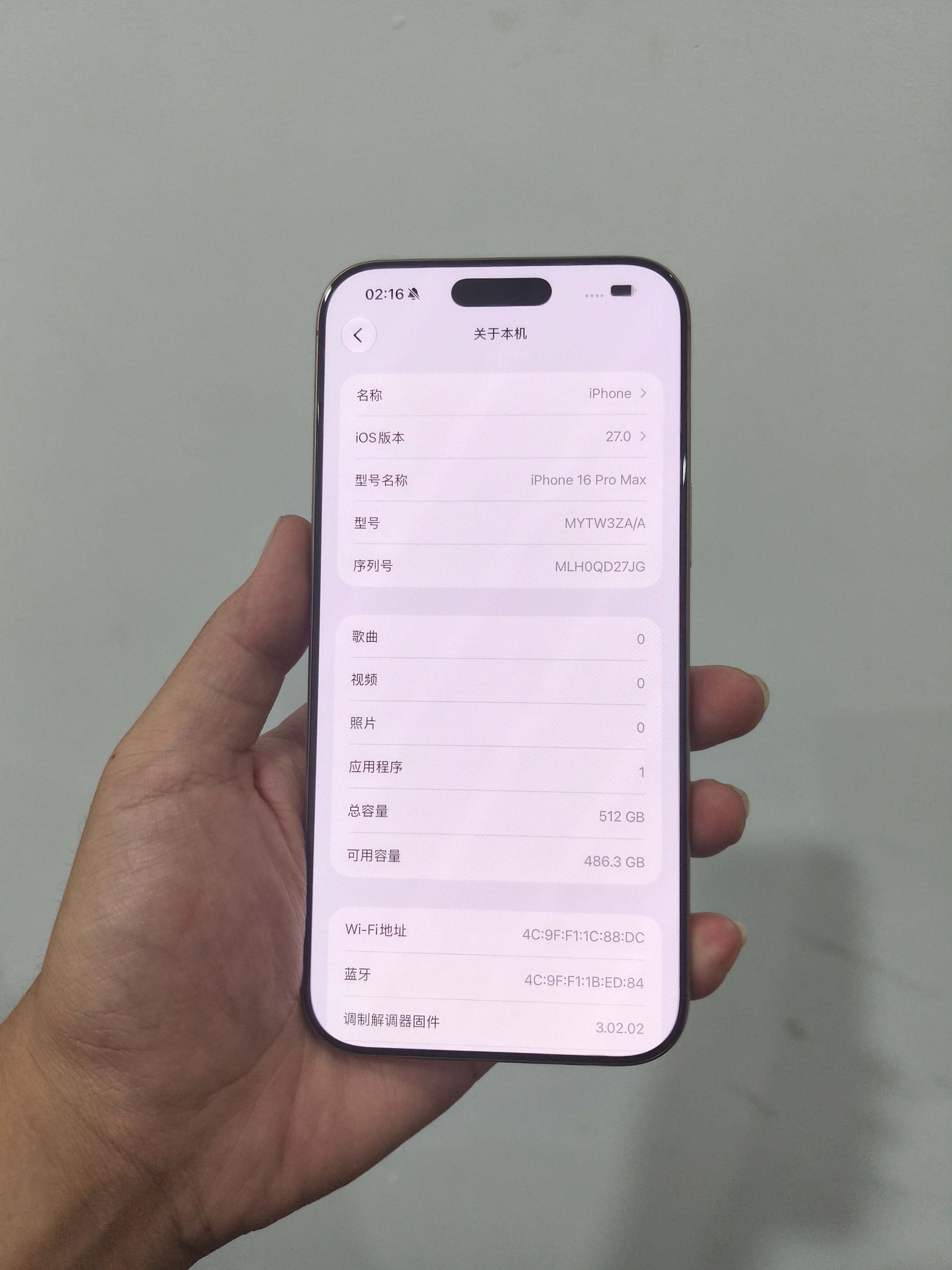 哈哈，什么叫暴殄天物客户去年8月买的港版全新16PM，用了一个多月17PM出来了
