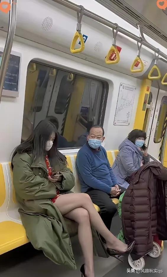 一界一重天，一维一洞天。