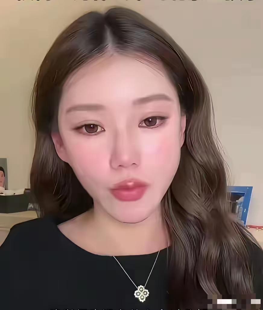 马筱梅每多露一次脸，再怎么也不能在网上因为晒孩子照片的事，对母亲那种恶劣的态度。