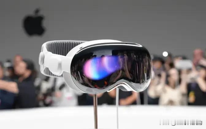 苹果Vision Pro又跳票了？2028年见！2028年，那会儿iPhone都