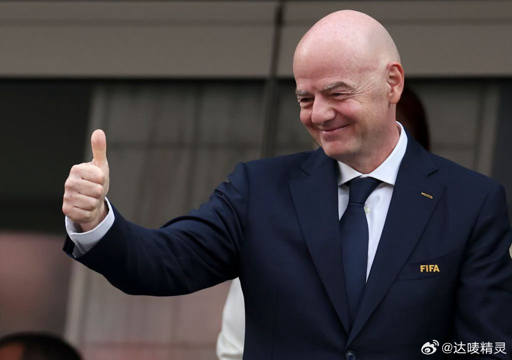 美国足协主席回应巴洛贡事件赛后余震不断，巴洛贡的红牌成了权力秀场。特朗普介入风波