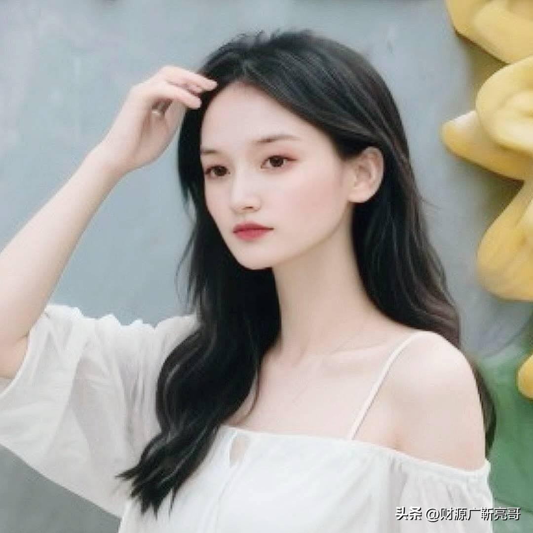 做事随缘，不是躺平摆烂，而是尽力之后的坦然。很多人把随缘当作不努力的借口，遇事敷