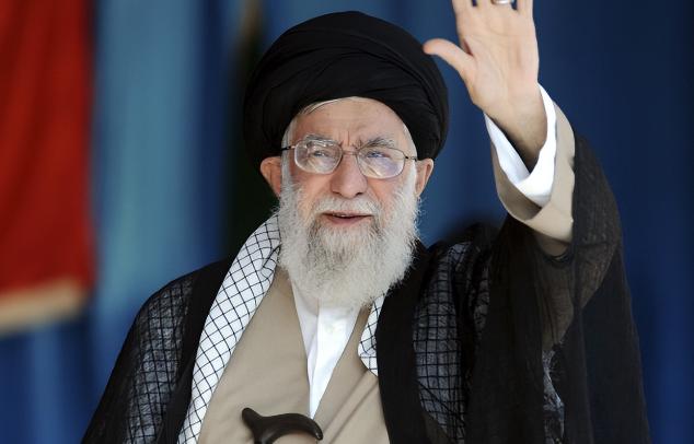 哈梅内伊的顶级智慧：不怕赴死，不再求中俄出手，不怕手下们造反

2月22日《纽约