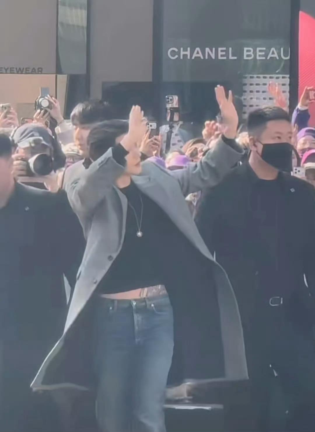 卧槽 有生之年还能看TATTOO纹身！！！！ 