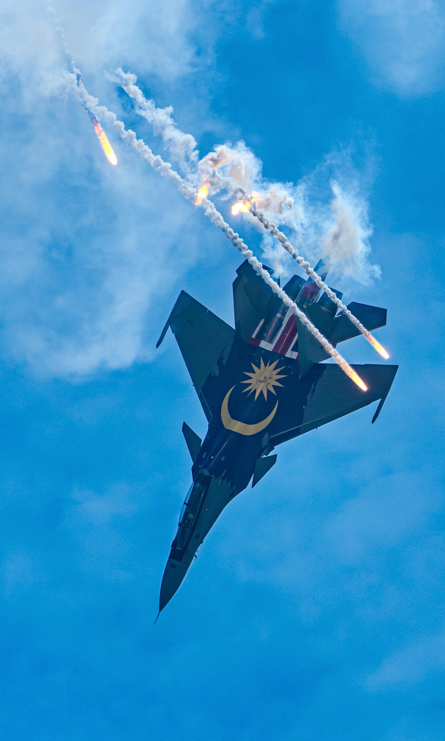 2026新加坡航展 图源万能的恰恰同学 苏30居然打弹了！ 