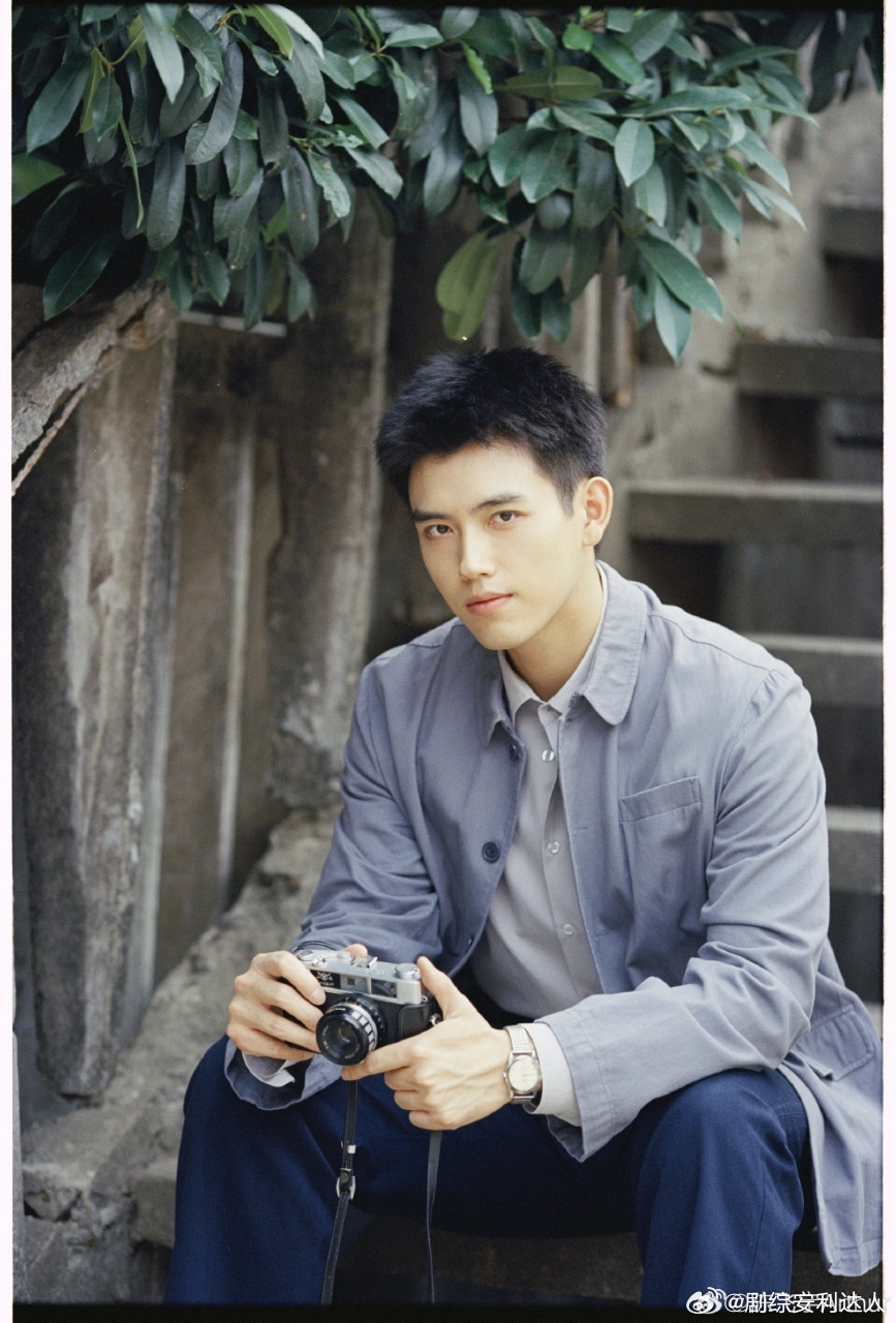 陈飞宇就这样哄我陈飞宇视频信告别方穆扬 一封温柔的视频信，承载着陈飞宇对於方穆扬