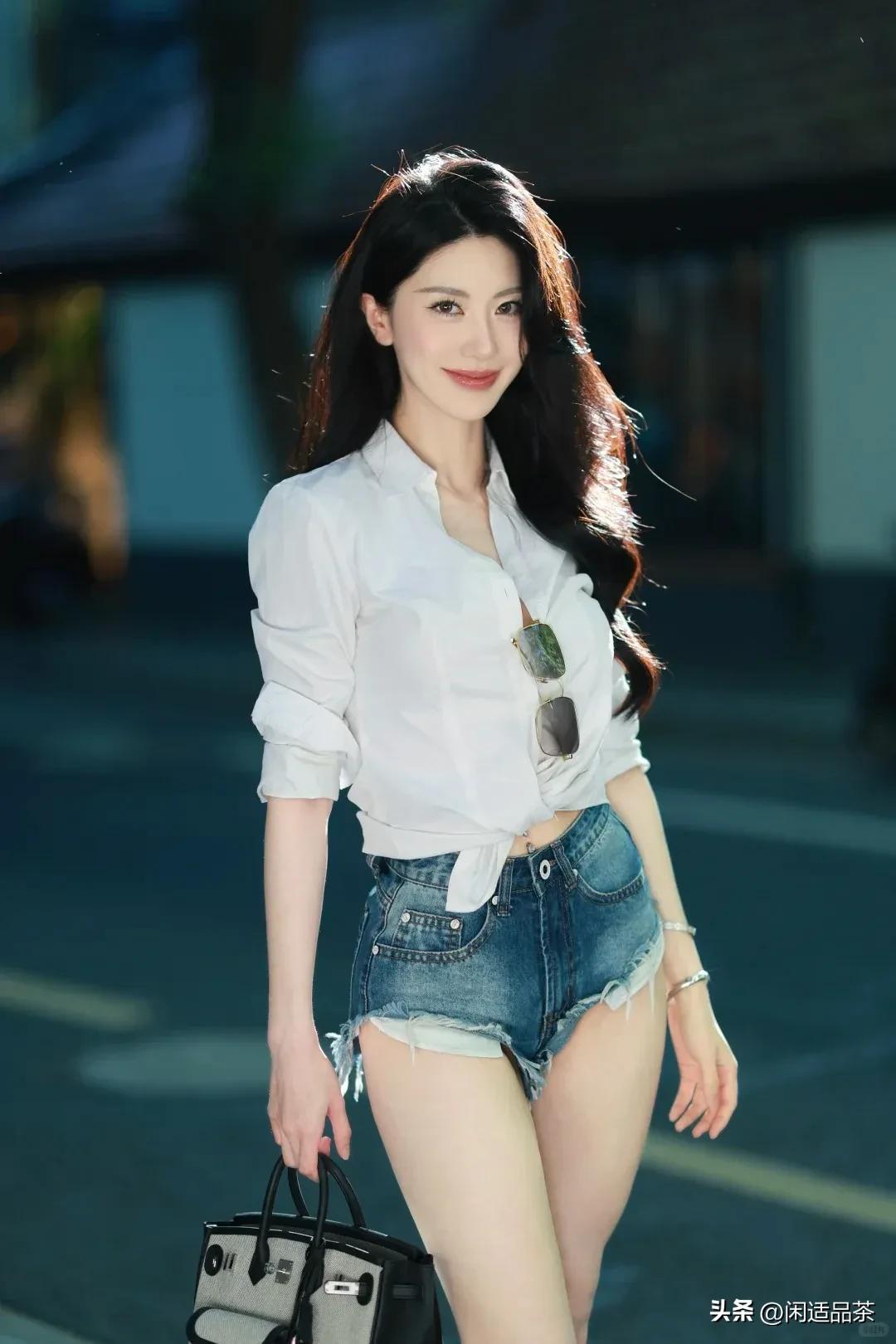 时尚搭配，女神范十足。